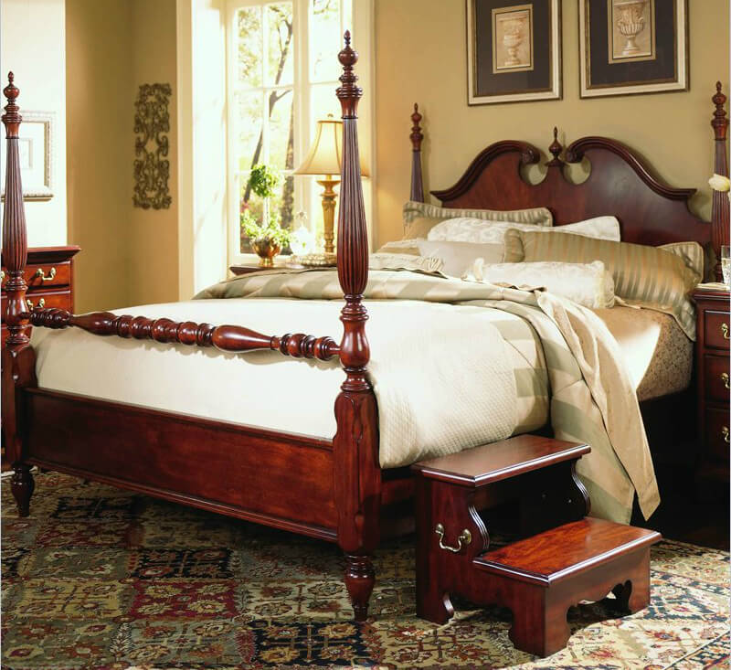 就像任何传统家具一样，这种风格的床呼应了几个世纪以来一直待在我们身边的时期视觉触摸。